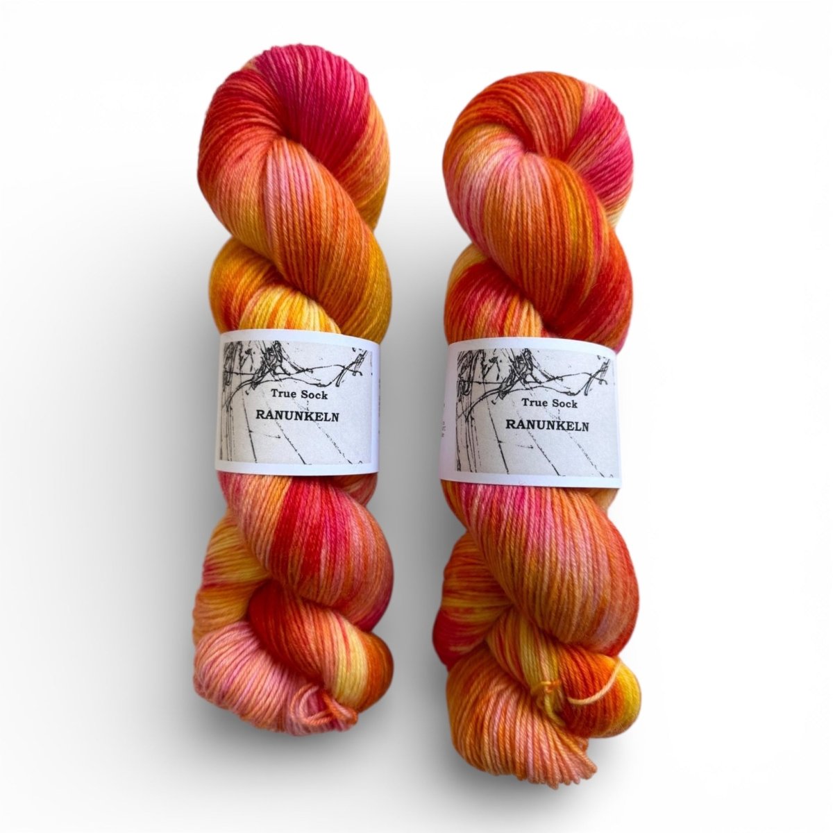 Atelier Franziska Uhl HANDGEFÄRBTE SOCKENWOLLE - TRUE SOCK - BONIFAKTUR - Ranukeln - Atelier Franziska Uhl HANDGEFÄRBTE SOCKENWOLLE - TRUE SOCK