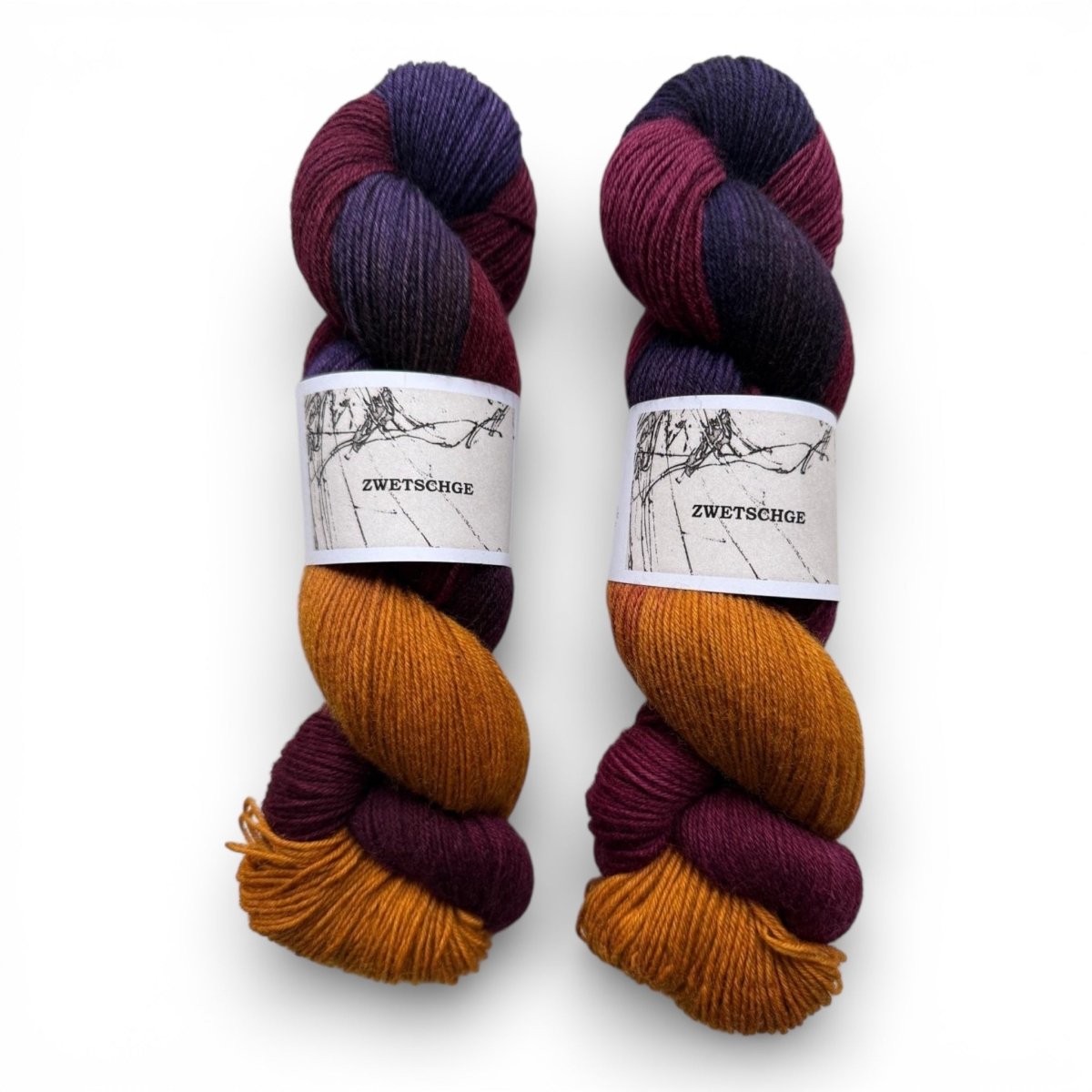 Atelier Franziska Uhl Handgefärbte Sockenwolle - BONIFAKTUR - Zwetschge - Atelier Franziska Uhl Handgefärbte Sockenwolle