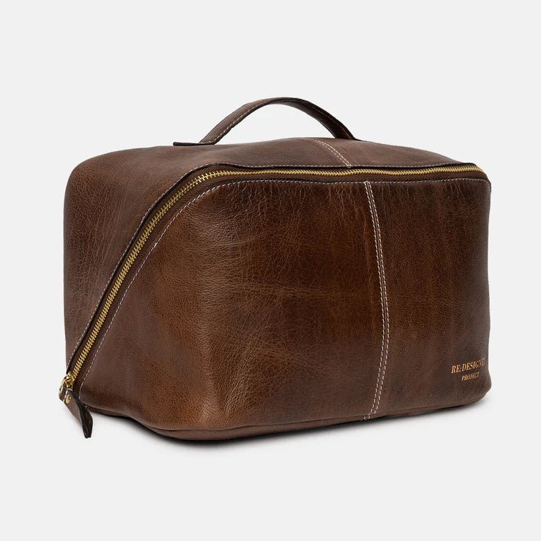 RE:DESIGNED Project 10 - BONIFAKTUR - Walnut and Gold - #farbe_woodsmoke