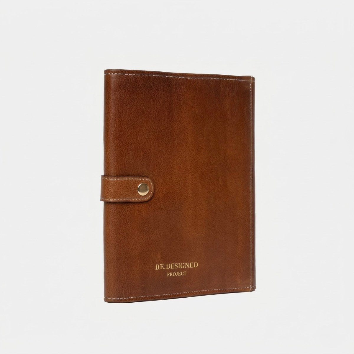 RE:DESIGNED Project 14 - Nadeletui - BONIFAKTUR - Walnut and Gold - #farbe_walnut-and-gold