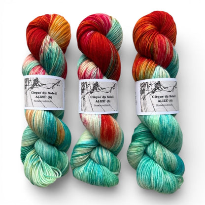 Atelier Franziska Uhl Handgefärbte Sockenwolle - BONIFAKTUR - Cirque du Soleil ALIZÉE (6) - Atelier Franziska Uhl Handgefärbte Sockenwolle