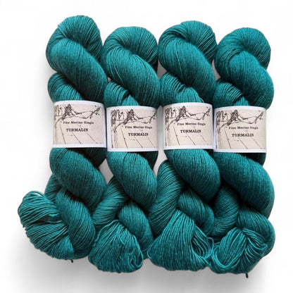 Atelier Franziska Uhl Merino Singles - BONIFAKTUR - Turmalin - Atelier Franziska Uhl Atelier Franziska Uhl Merino Singles Turmalin