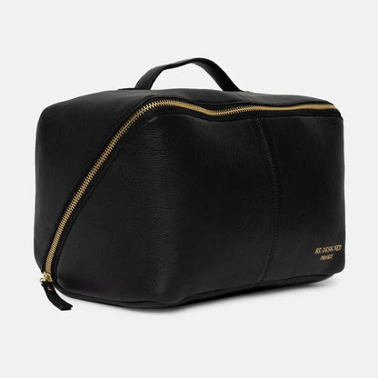 RE:DESIGNED Project 10 - BONIFAKTUR - Walnut and Gold - #farbe_black-and-gold